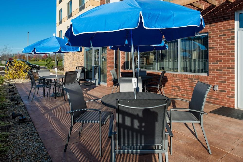 Fairfield Inn & Suites By Marriott Akron Stow Экстерьер фото