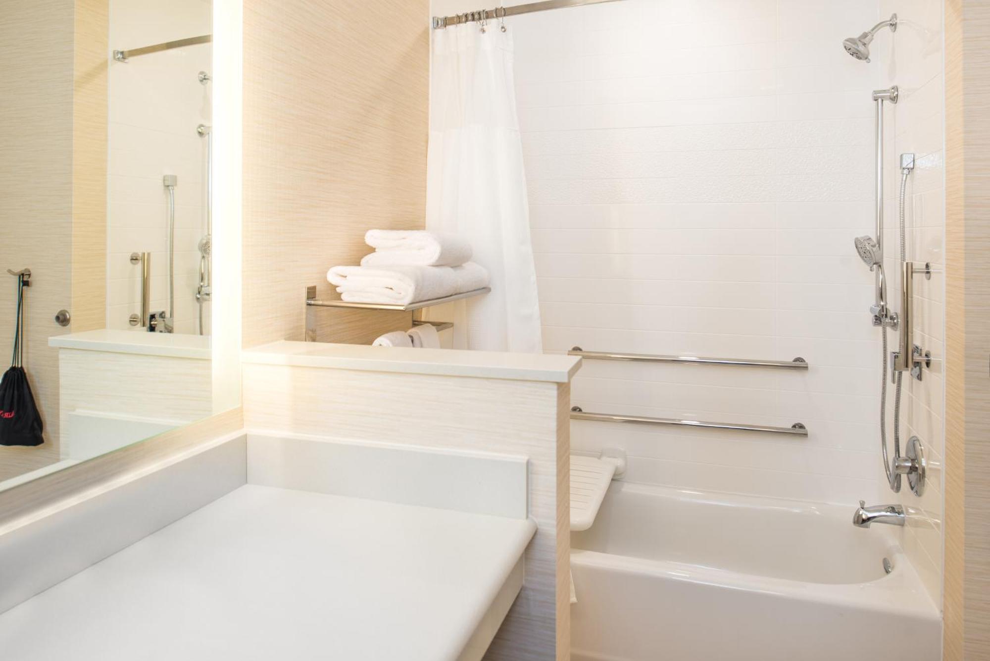 Fairfield Inn & Suites By Marriott Akron Stow Экстерьер фото