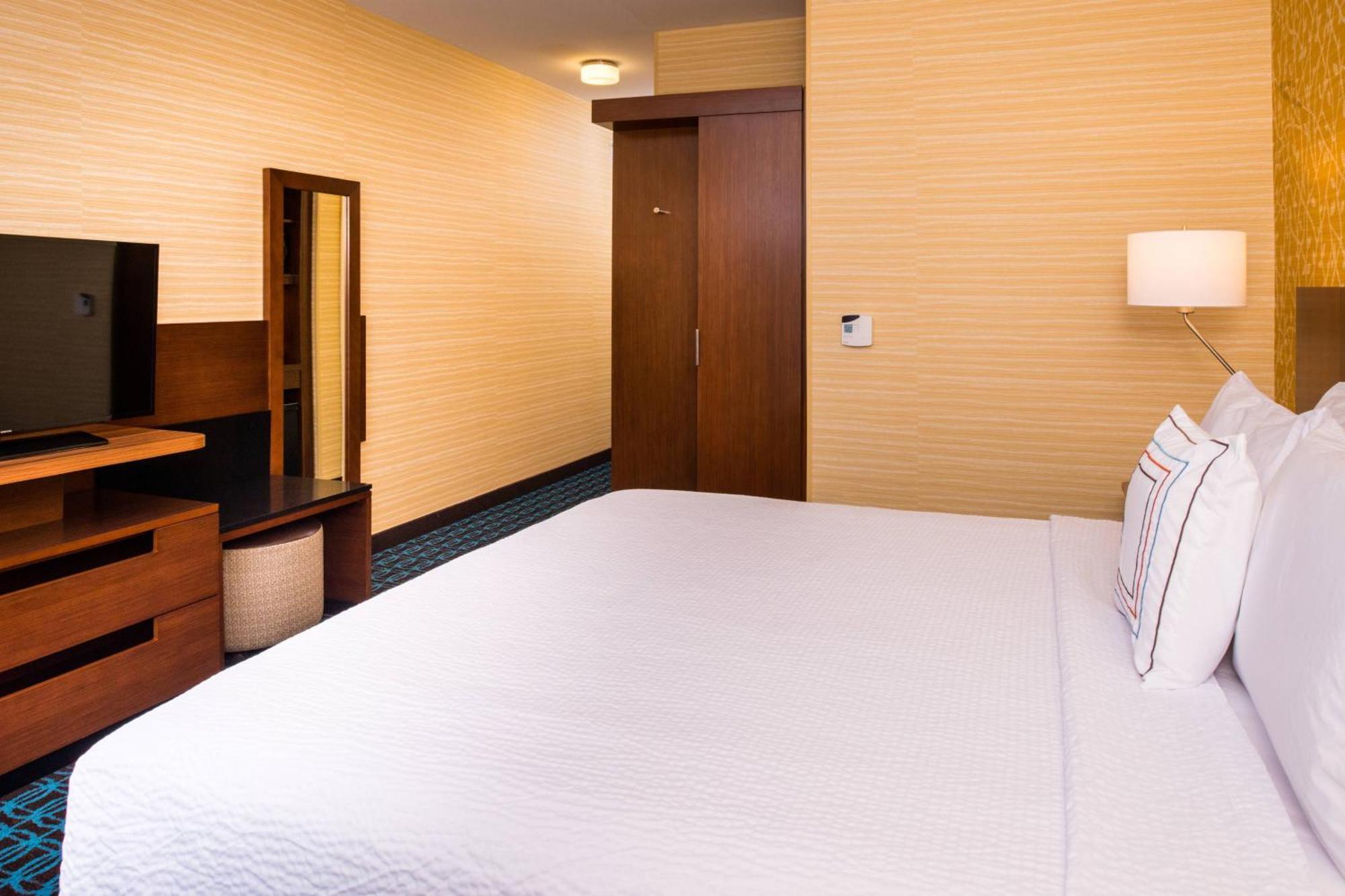 Fairfield Inn & Suites By Marriott Akron Stow Экстерьер фото