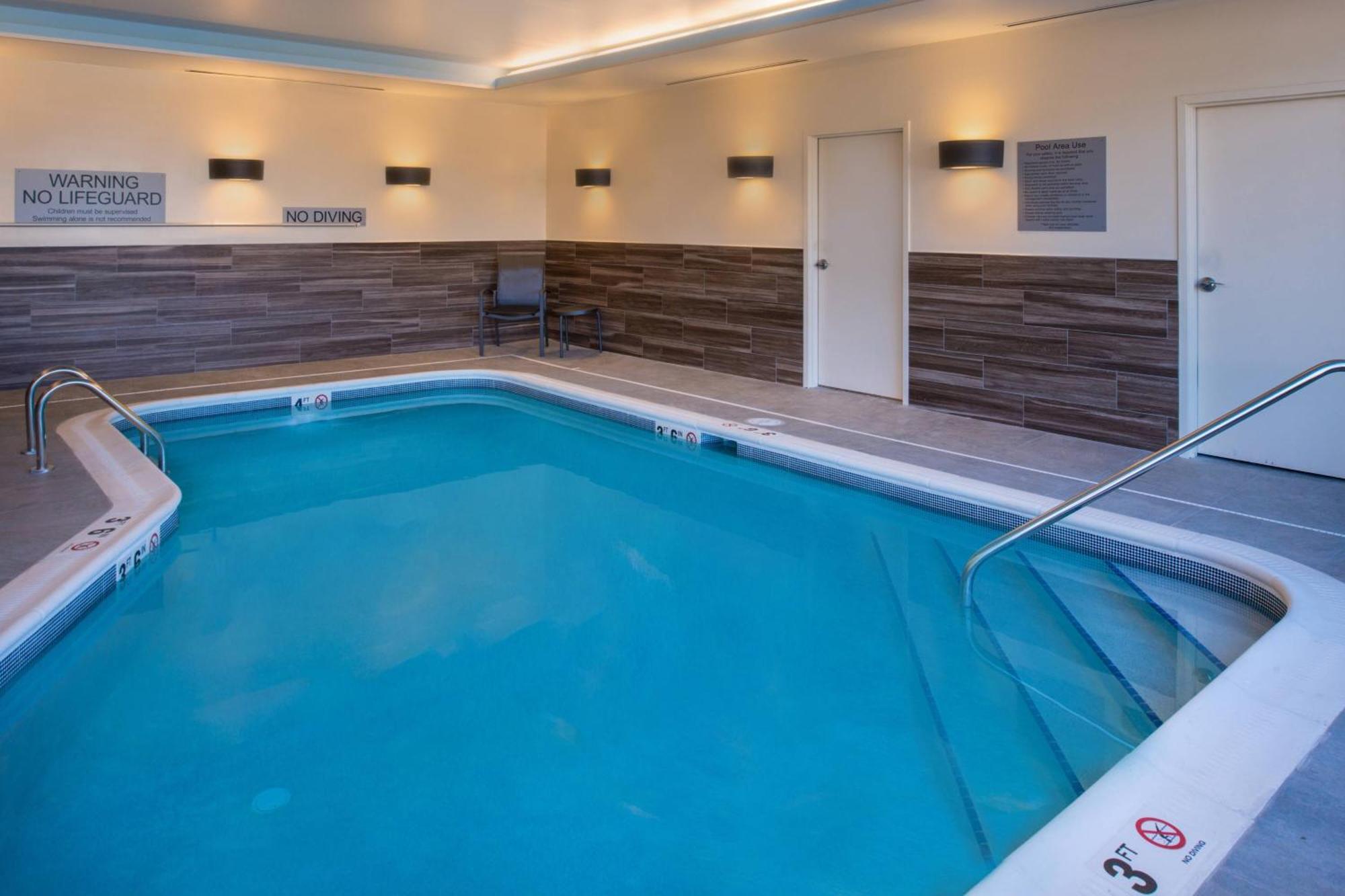 Fairfield Inn & Suites By Marriott Akron Stow Экстерьер фото